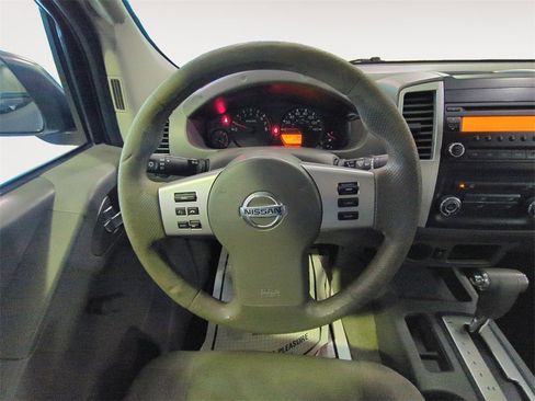 Used 2014 Nissan Frontier S image 12