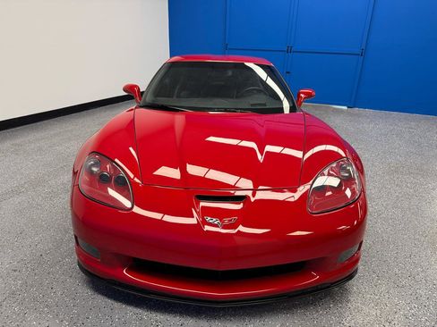 Used 2009 Chevrolet Corvette Z06 w/ Preferred Equipment Group RWD image 2