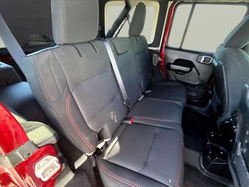 Used 2021 Jeep Wrangler Unlimited Rubicon image 22