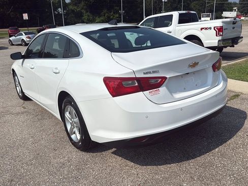 Used 2023 Chevrolet Malibu LS w/ Driver Confidence Package FWD image 8