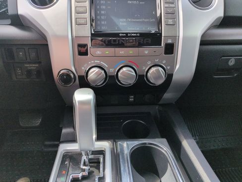 Used 2018 Toyota Tundra SR5 w/ TRD Off Road Package image 18