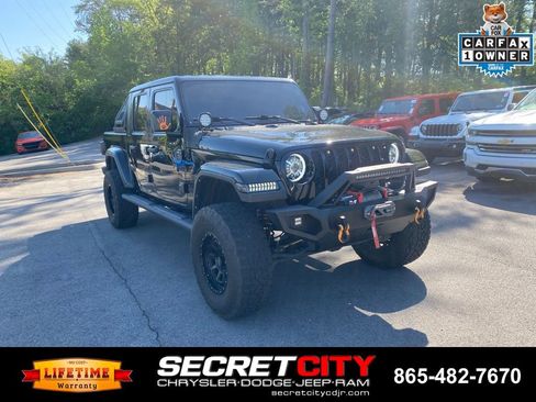 Used 2022 Jeep Gladiator Sport image 3