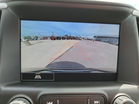 Certified 2023 GMC Terrain SLE w/ Driver Convenience Package AWD/4WD image 26