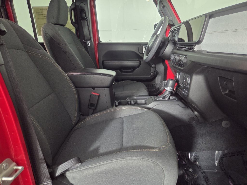 Used 2024 Jeep Wrangler Unlimited Sport AWD/4WD image 33