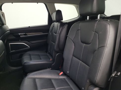 Used 2021 Kia Telluride EX w/ EX Premium Package FWD image 18