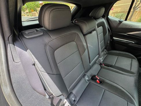Used 2025 Chevrolet Equinox EV LT FWD image 26