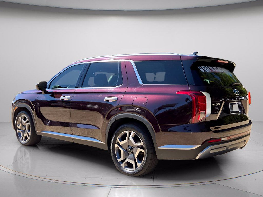Used 2024 Hyundai Palisade SEL w/ Premium Package FWD image 6