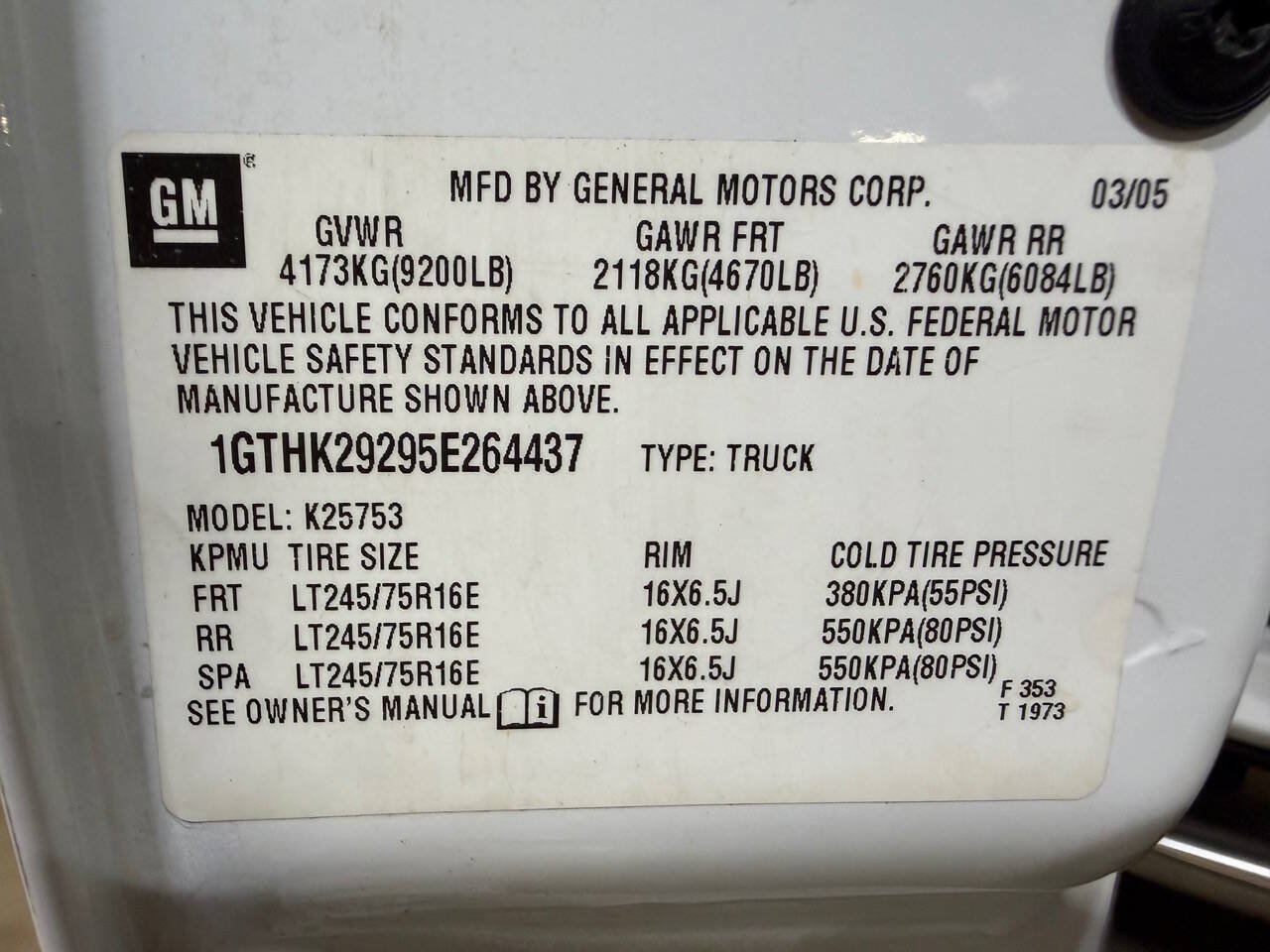 Used 2005 GMC Sierra 2500 SLT w/ Heavy-Duty Power Package AWD/4WD image 47