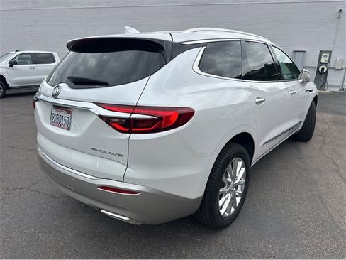 Used 2019 Buick Enclave Premium image 11