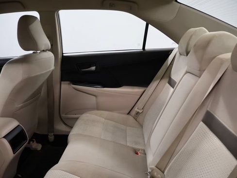 Used 2013 Toyota Camry LE FWD image 29