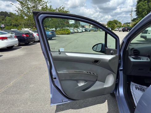 Used 2014 Chevrolet Spark LS image 12