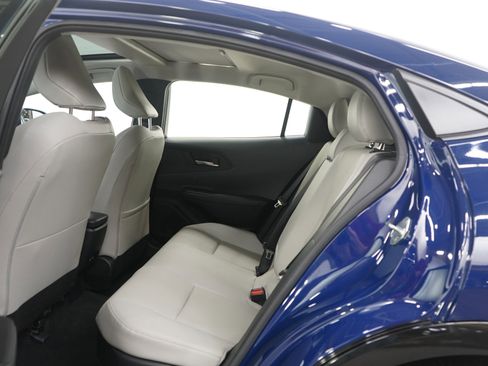 Used 2024 Toyota Prius LE image 16