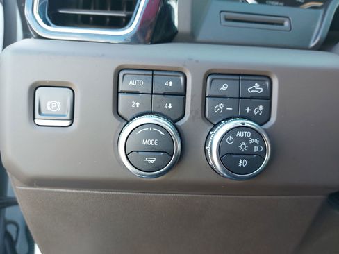 Used 2023 GMC Sierra 1500 Denali image 28