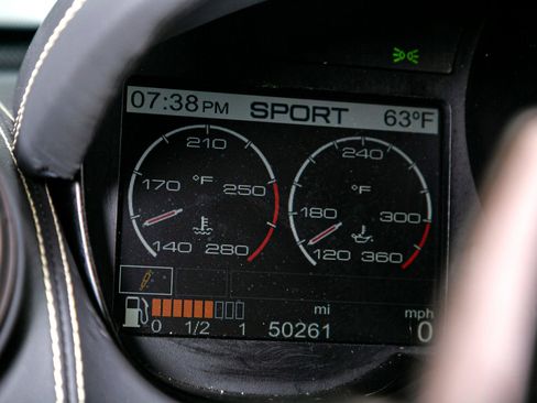 Used 2011 Ferrari California image 16