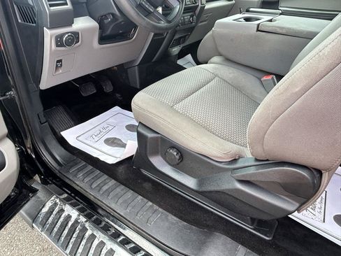 Used 2018 Ford F150 XLT w/ Trailer Tow Package AWD/4WD image 10