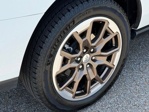 Used 2025 Ford Expedition Max King Ranch AWD/4WD image 9