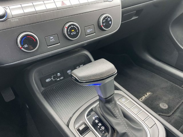 Certified 2024 Hyundai Kona SE FWD image 29