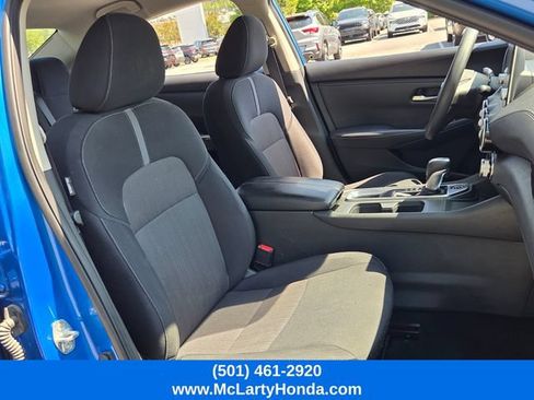 Used 2024 Nissan Sentra SV FWD image 17