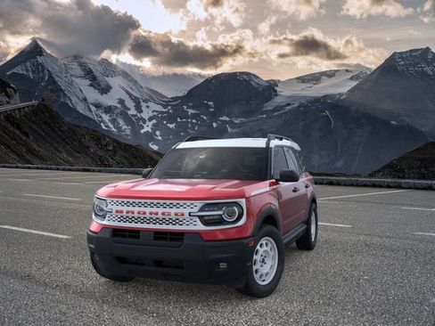 New 2025 Ford Bronco Sport Heritage w/ Convenience Package AWD/4WD image 2