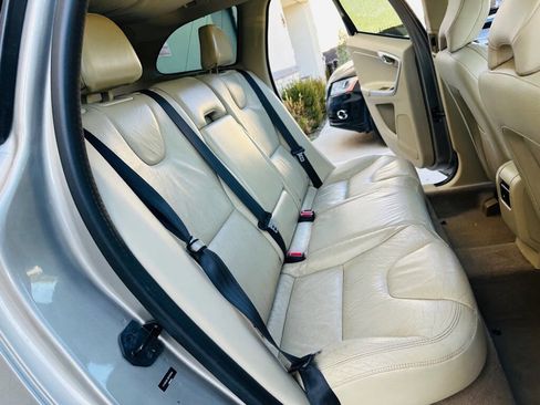 Used 2011 Volvo XC60 3.2 image 24