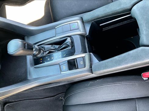 Used 2017 Honda Civic LX image 13