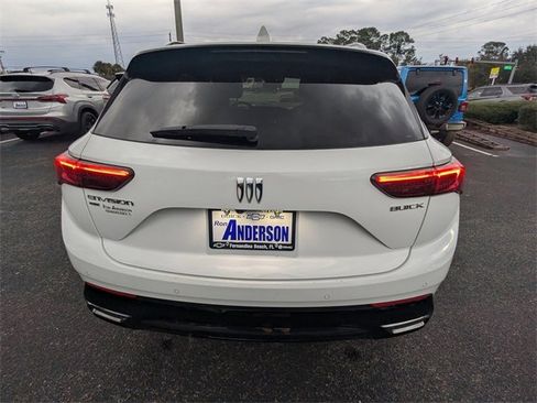 Used 2025 Buick Envision Sport Touring image 5