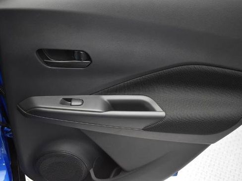 Certified 2025 Nissan Kicks Play S FWD image 29