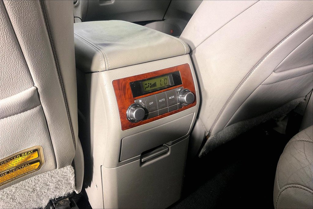 Used 2011 Toyota Highlander Limited FWD image 30