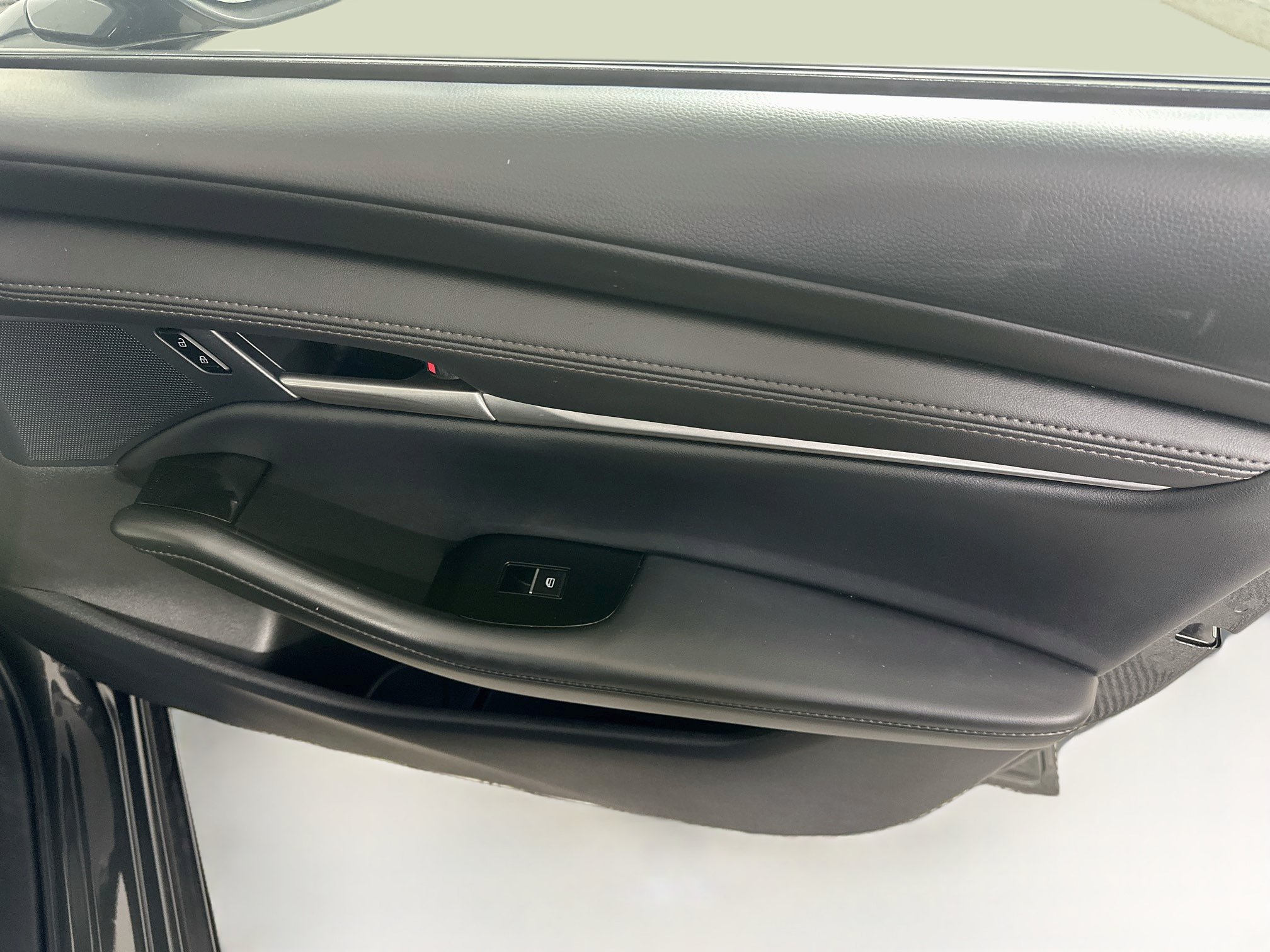Used 2025 MAZDA MAZDA3 s FWD image 29
