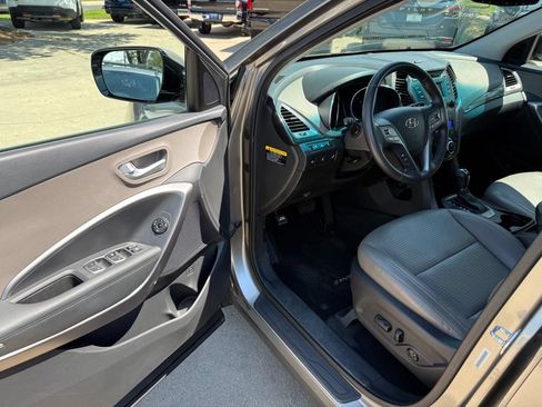 Used 2014 Hyundai Santa Fe Sport 2.0T AWD/4WD image 10