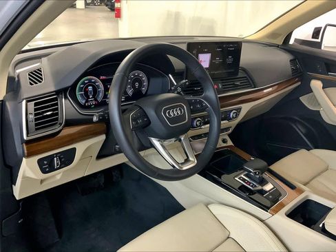Used 2022 Audi Q5 e Premium Plus image 17