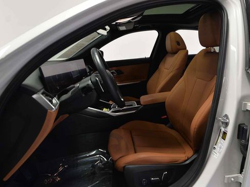 Used 2024 BMW 330i Sedan w/ Premium Package image 8