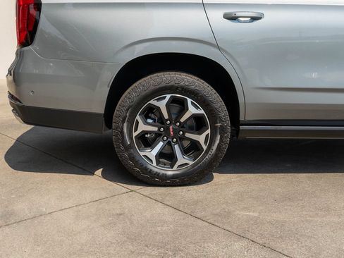 New 2026 GMC Yukon AT4 w/ AT4 Premium Plus Package AWD/4WD image 36
