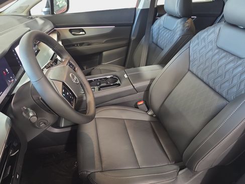 New 2026 Nissan Murano Platinum w/ Cargo Package AWD/4WD image 15