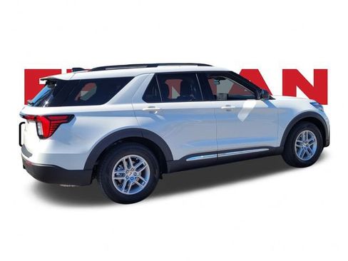 Certified 2025 Ford Explorer Active image 9