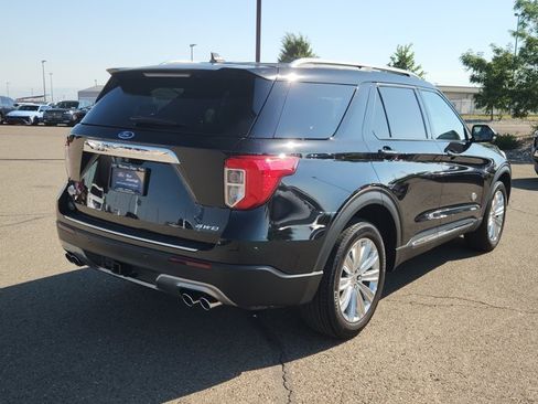 Certified 2023 Ford Explorer King Ranch w/ Technology Package AWD/4WD image 3