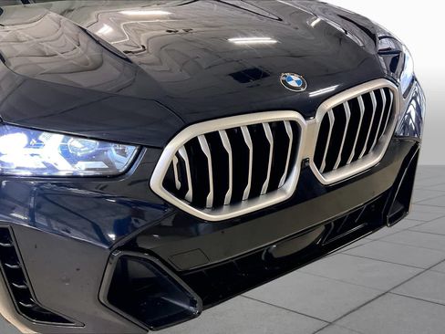Used 2025 BMW X6 xDrive40i AWD/4WD image 28