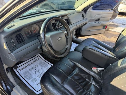 Used 2005 Ford Crown Victoria Police Interceptor RWD image 18
