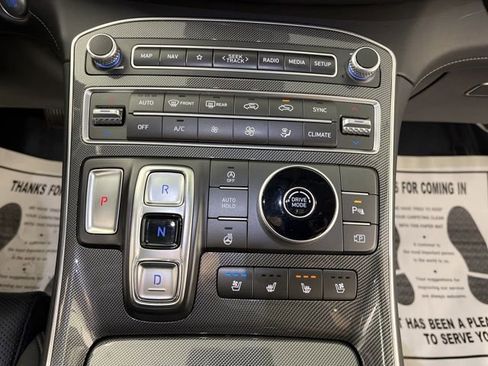 Used 2023 Hyundai Santa Fe Limited image 27