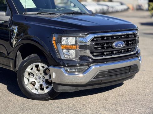 Used 2023 Ford F150 XLT image 3