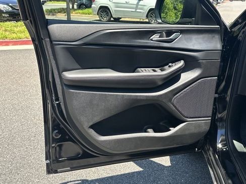 New 2026 Jeep Grand Cherokee Laredo X RWD image 10