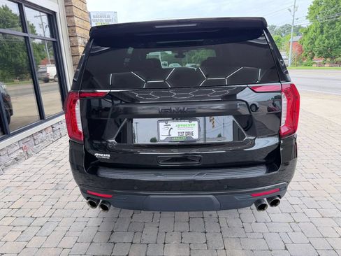 Used 2021 GMC Yukon Denali w/ Denali Premium Package AWD/4WD image 5