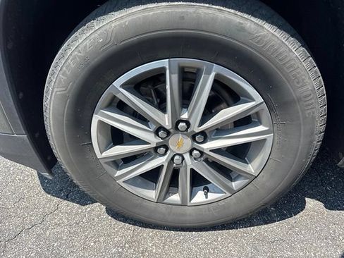 Used 2023 Chevrolet Traverse LT w/ LPO, Floor Liner Package AWD/4WD image 10