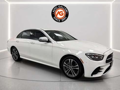 Used 2021 Mercedes-Benz E 350 4MATIC Sedan image 1