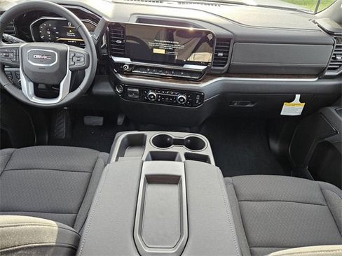 New 2026 GMC Sierra 2500 SLE w/ SLE Value Package; image 12