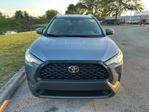 Certified 2024 Toyota Corolla Cross LE w/ Moonroof Package FWD image 8