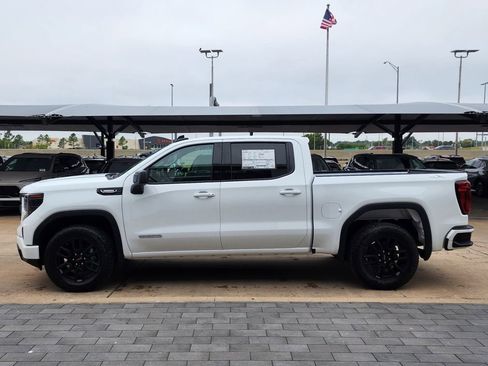 New 2026 GMC Sierra 1500 Elevation image 7