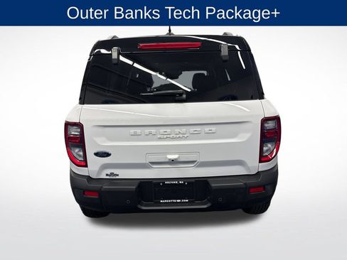 Certified 2025 Ford Bronco Sport Outer Banks w/ Outer Banks Tech Package+ AWD/4WD image 4
