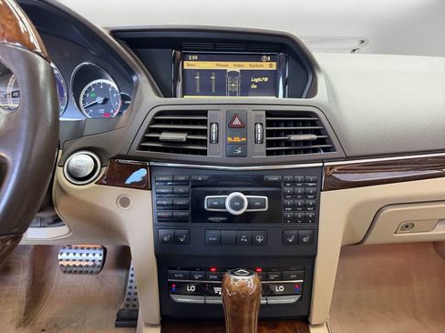 Used 2012 Mercedes-Benz E 550 Coupe image 11