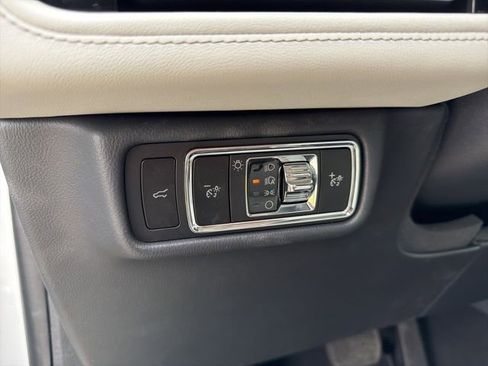 New 2026 Lincoln Aviator AWD image 23